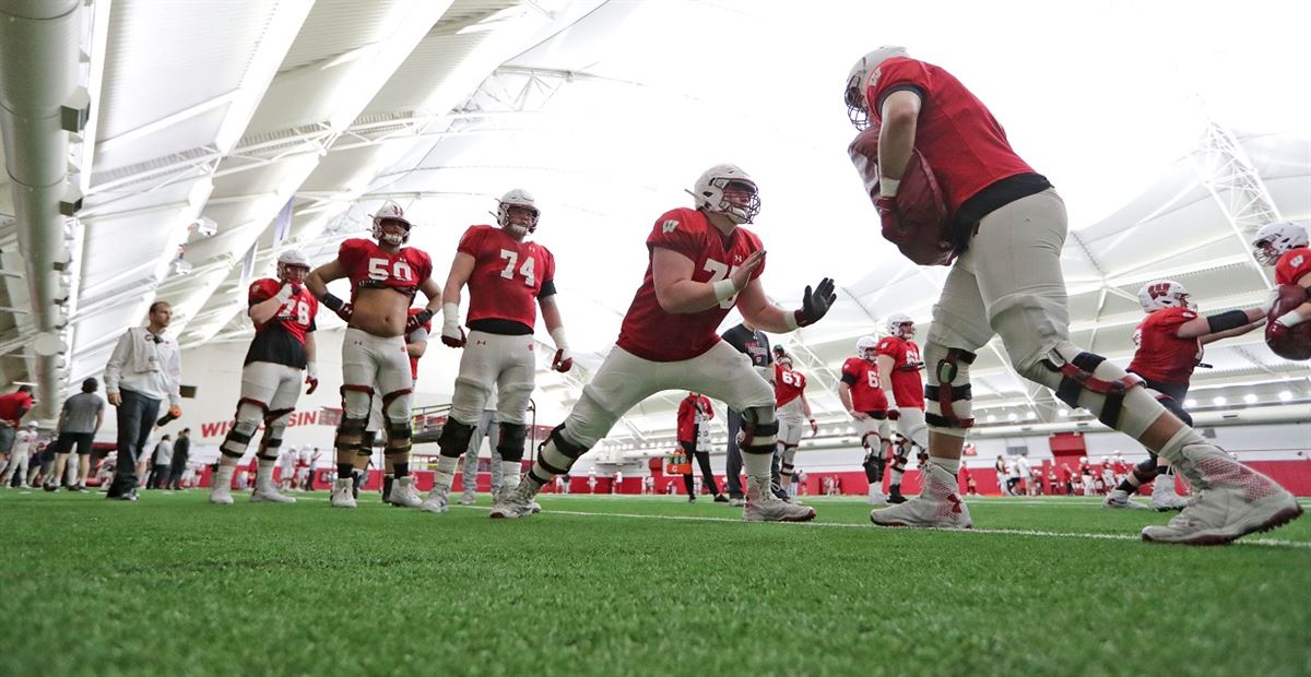 Senior Bowl Interview: Wisconsin OL Michael Deiter - Bolts From