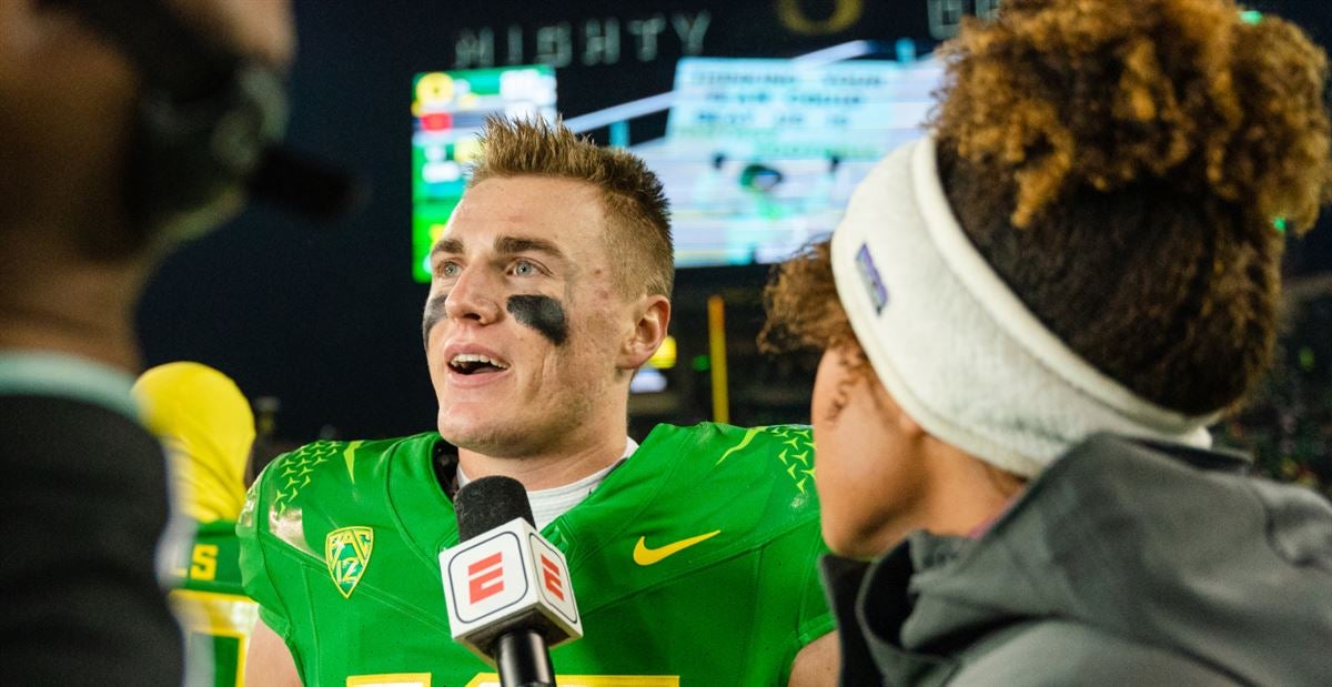 A look at Oregon QB Bo Nix and his 2021 situational stats