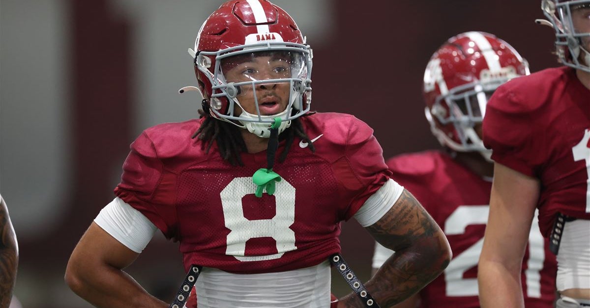 Notre Dame Football Expected to Add Former Alabama DB DeVonta Smith Via