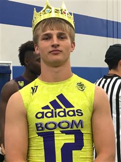 Drake Davis picks up EIU offer