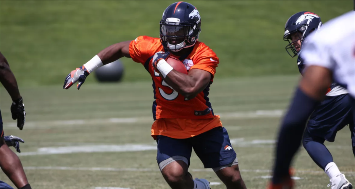 Royce Freeman signs making all Denver Broncos draft picks under contract –  Sterling Journal-Advocate