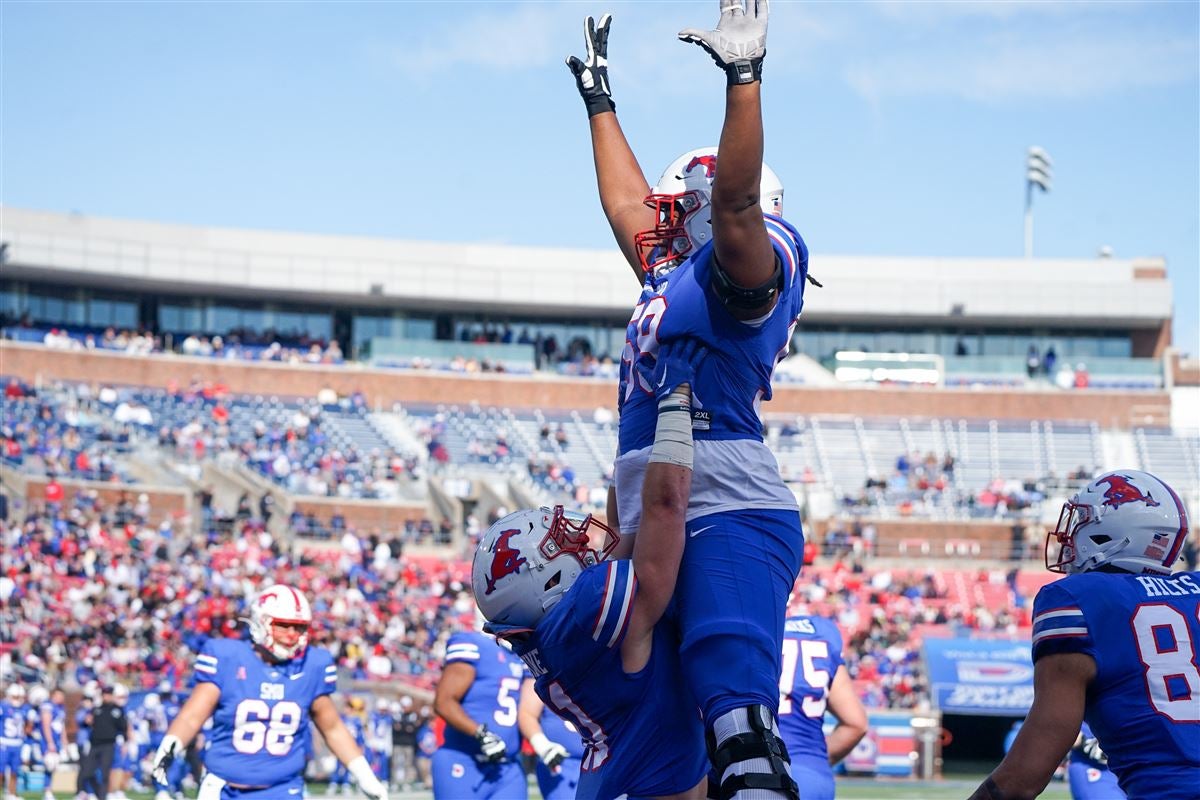 Quick Hit SMU puts Navy away early to clinch AAC championship game berth