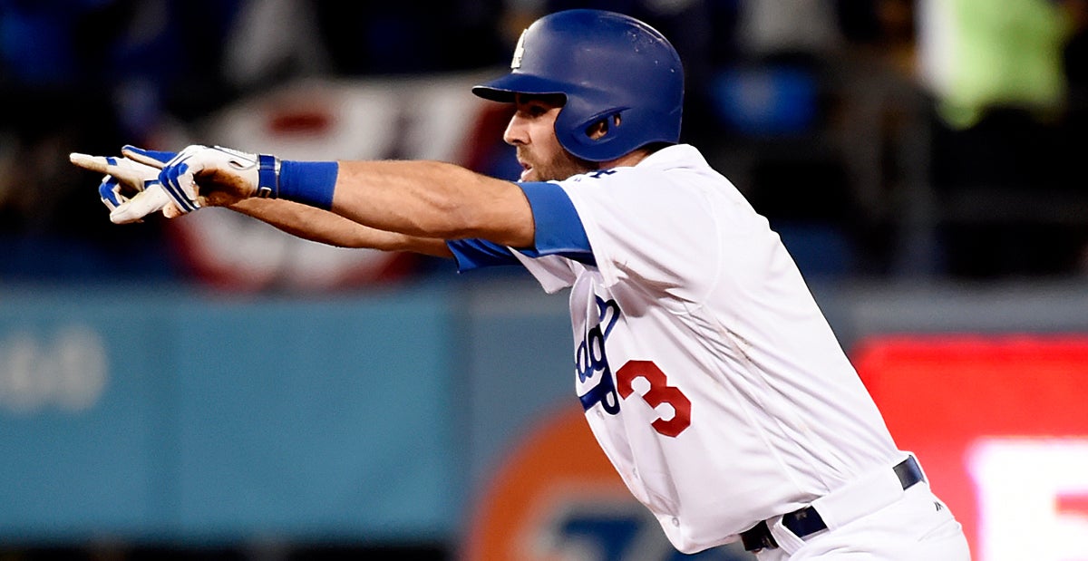 UVA Alum Chris Taylor Looks to Lead LA Dodgers Back to the World Series -  Sports Illustrated Virginia Cavaliers News, Analysis and More