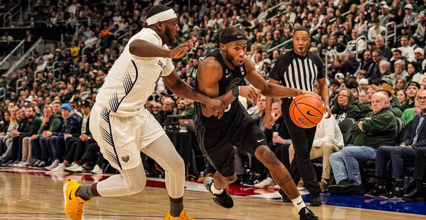 Michigan State shakes off early rust, pulls away from Oakland late