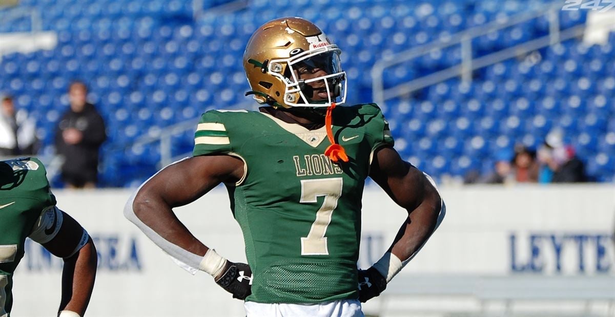 Maryland, Michigan, South Carolina battling for five-star Nyckoles Harbor ahead of Signing Day 2022 - Vimarsana News