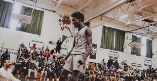 Kentucky lands Kahlil Whitney