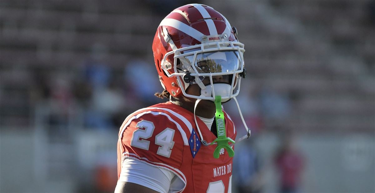 送料無料Dunbrooke メンズ USC Trojans Edge 引っ掛かり防止ポロシャツ並行輸入 USC Trojans Men\u0027s League Tan Heritage Classic Crew Neck Sweatshirt