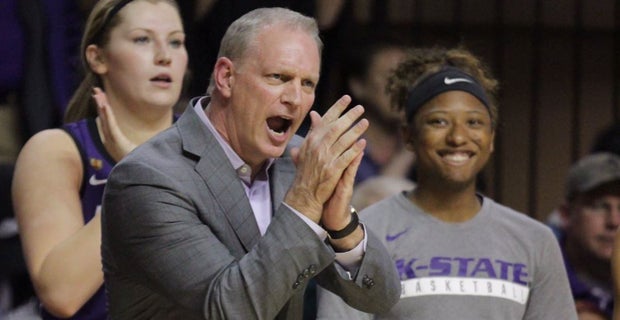Mittie Announces Changes On Women S Basketball Staff