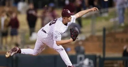 Seventh ranked Aggies take series finale from top ten Auburn 4-3