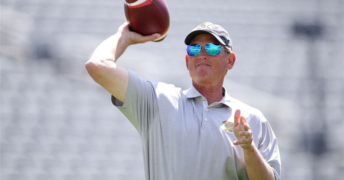 Conference realignment: Rick Neuheisel says Big 12 'has to expand,' lists schools league should target 