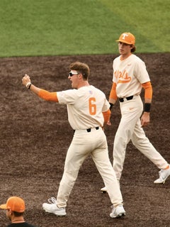 Evan Russell hits three homers to lead Tennessee baseball vs