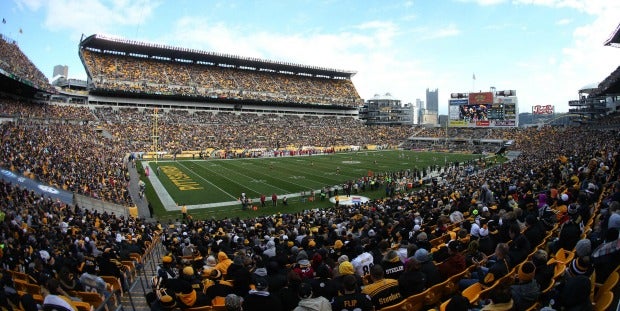 Pittsburgh Steelers install solar panels at Heinz Field