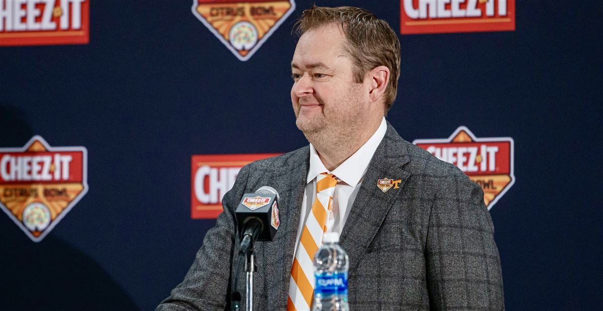 Tennessee soars into top 10 of 2025 recruiting rankings after landing