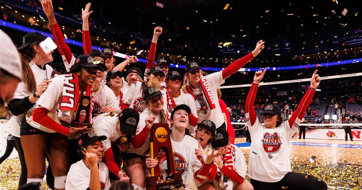 UW women's volleyball team wins its first NCAA title