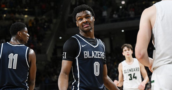 Bronny James, DJ Wagner among Nike basketball's NIL signings Bronny James, DJ Wagner among Nike basketball's NIL signings