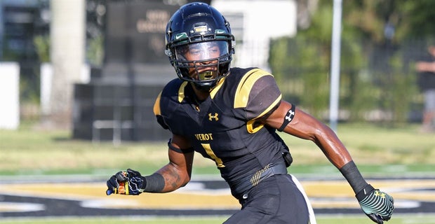 Follow The Visits: Ten Miami targets that made multiple visits to UM this month - 247Sports 6 10418971.jpg?fit=bounds&crop=620:320,offset y0