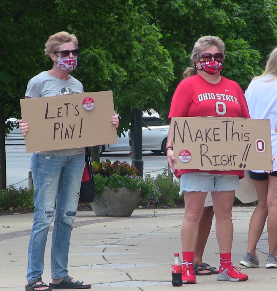 Sights and Sounds OSU parents make impassioned plea to Big Ten
