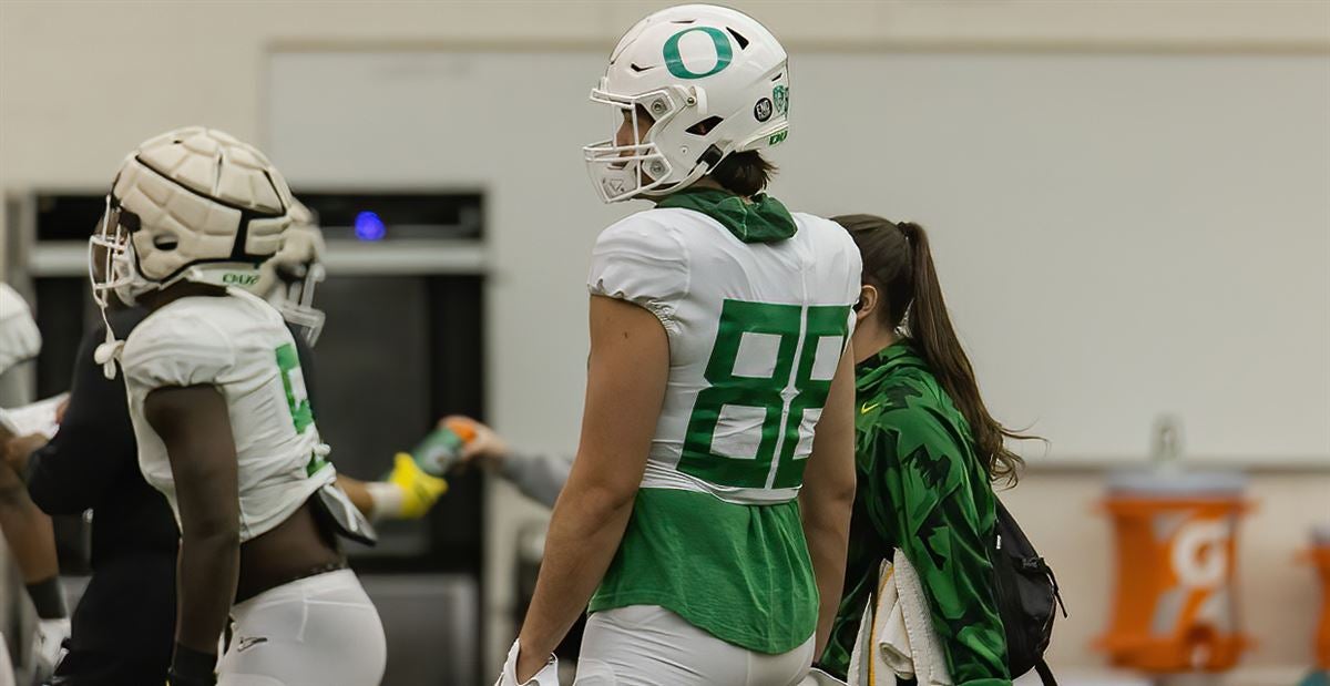 Oregon Ducks tight end Patrick Herbert ready to make up for lost time