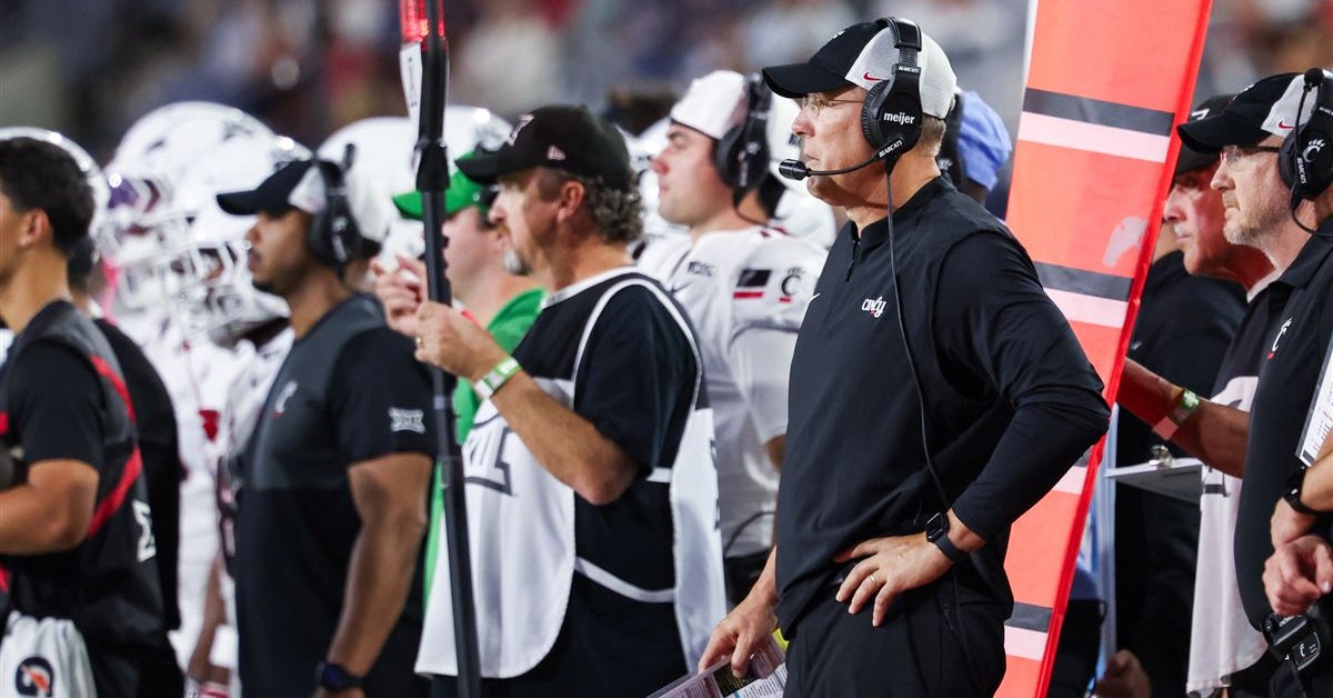 Cincinnati Football: What Went Wrong for JC French and the Receivers vs. Arizona