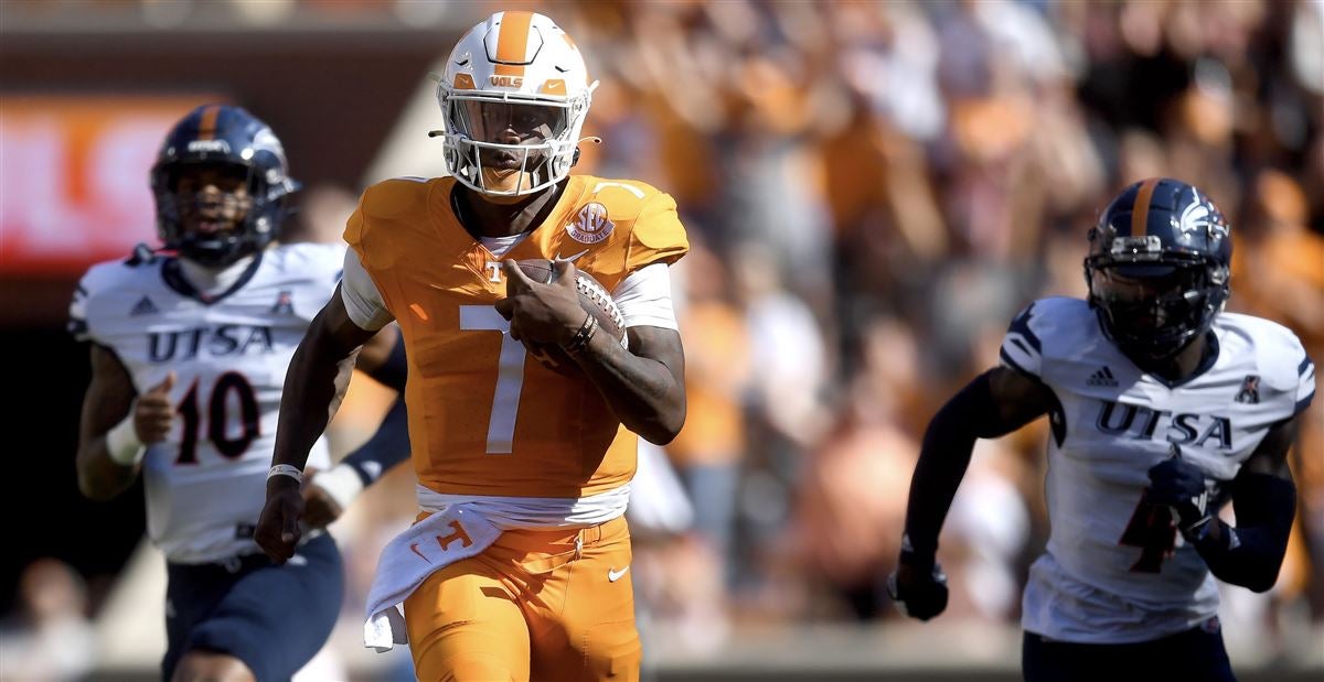 Tennessee Rolls UTSA Roadrunners, 45-14