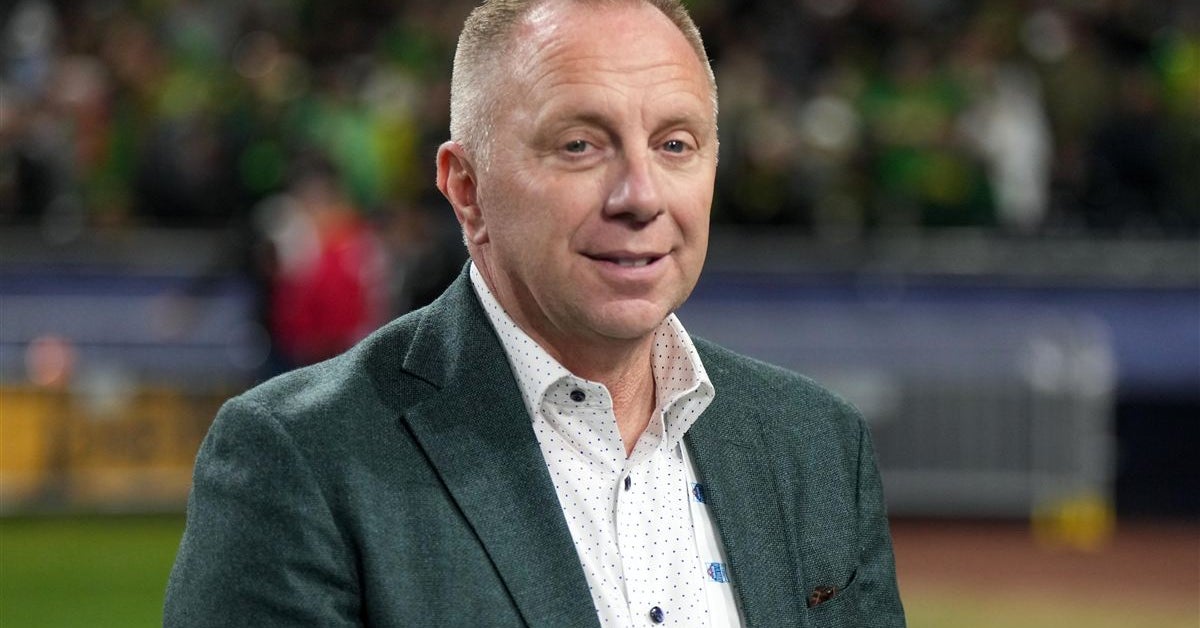 Oregon in no rush to find Dana Altman's replacement, focus is on ...