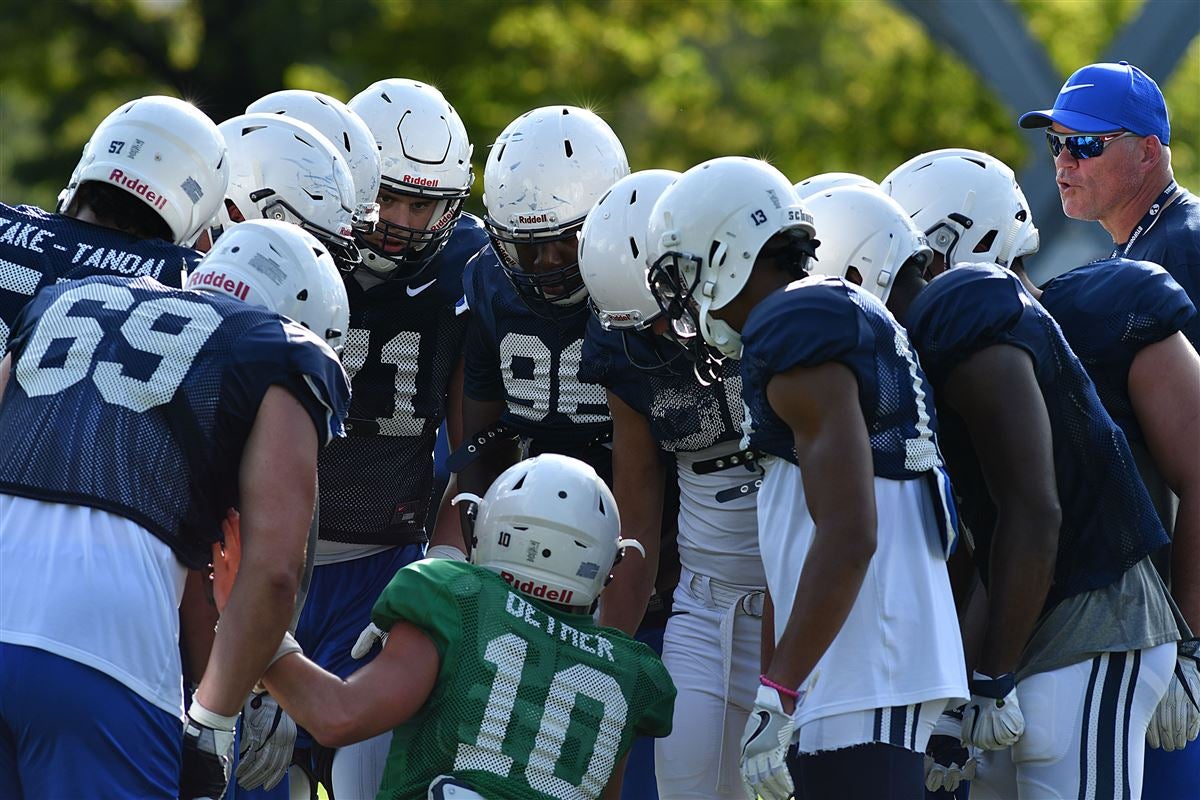 Yahoo Sports College Football on X: Koy Detmer Jr. is playing QB for BYU  right now. He does not have a neckbeard like his father, legendary  Philadelphia Eagles holder Koy Detmer.  /