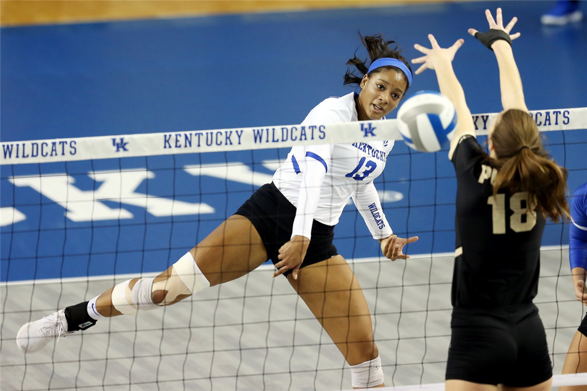 Kentucky Volleyball Sweeps Purdue Advances To Sweet 16