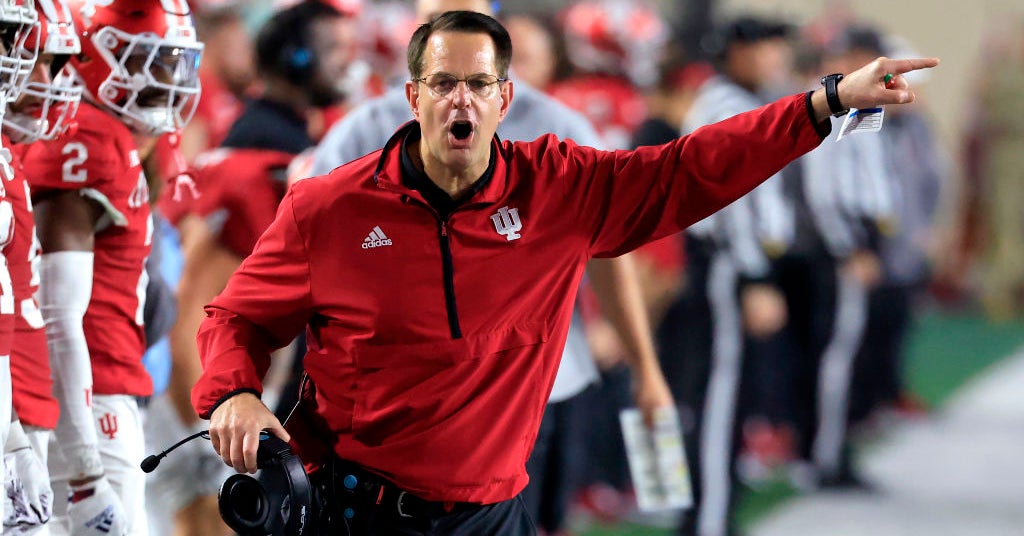 College Football Playoff rankings spark strength of schedule debate ...