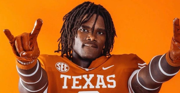 Texas makes 'big jump' for 5-star DL Justus Terry after official visit