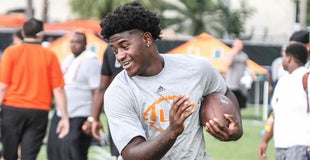 4-star TE Zipperer impressed with Gators following recent visit 4-star TE Zipperer impressed with Gators following recent visit