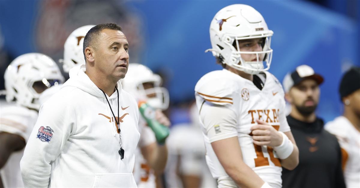 One thing to love about every college football team ranked in way-too-early top 25 for 2025 season