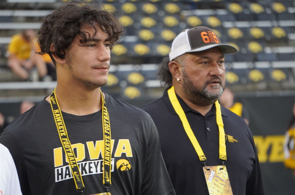Iowa Football Recruiting: Looking at the top targets on the defensive ...