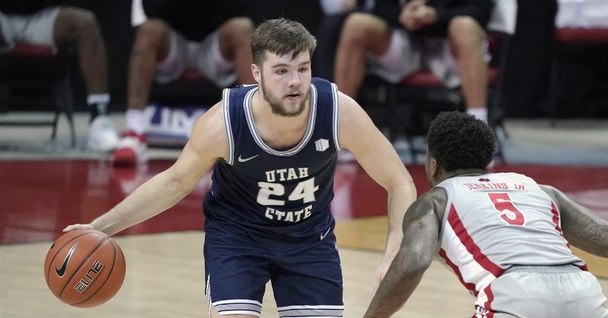 Utah and Craig Smith officially welcome Rollie Worster