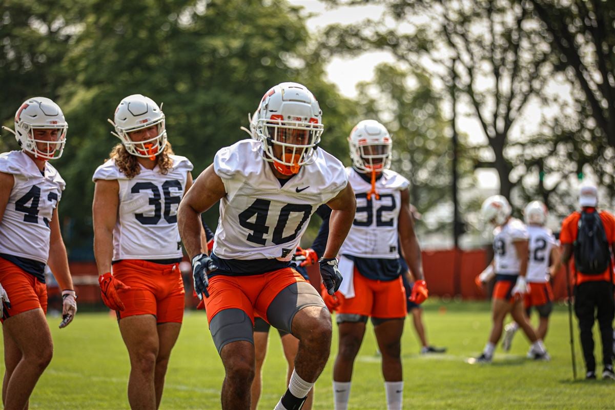 Illini football training camp: outside linebacker Seth Coleman