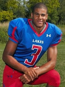 Lakes graduate T.J. Edwards to play for Eagles in Super Bowl