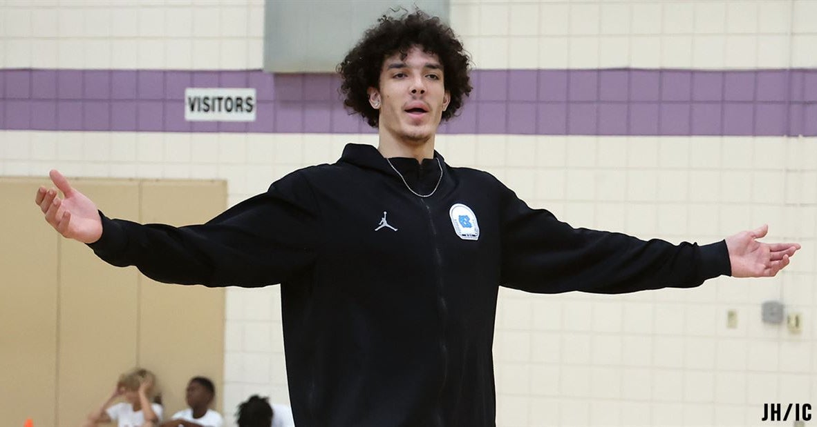 Zayden High Working to 'Force My Way In' for North Carolina Zayden High Working to 'Force My Way In' for North Carolina