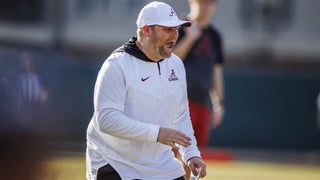 Alabama DC Kane Wommack talks increasing sacks, rush defense, Noah Carter and more