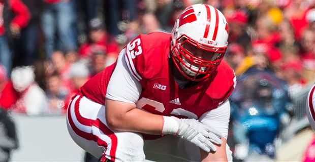 Wisconsin Football on X: Michael Deiter is clearly fired up for photo day.  