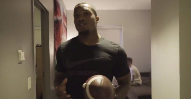 Watch J K Dobbins Shows Off New Ohio State Athlete Dorms