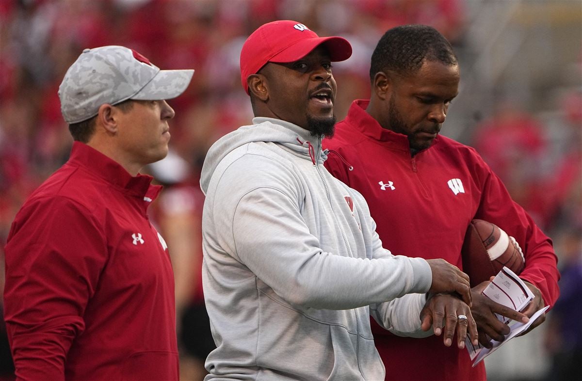 Official: Iowa State hires Hank Poteat as cornerbacks coach - Vimarsana News