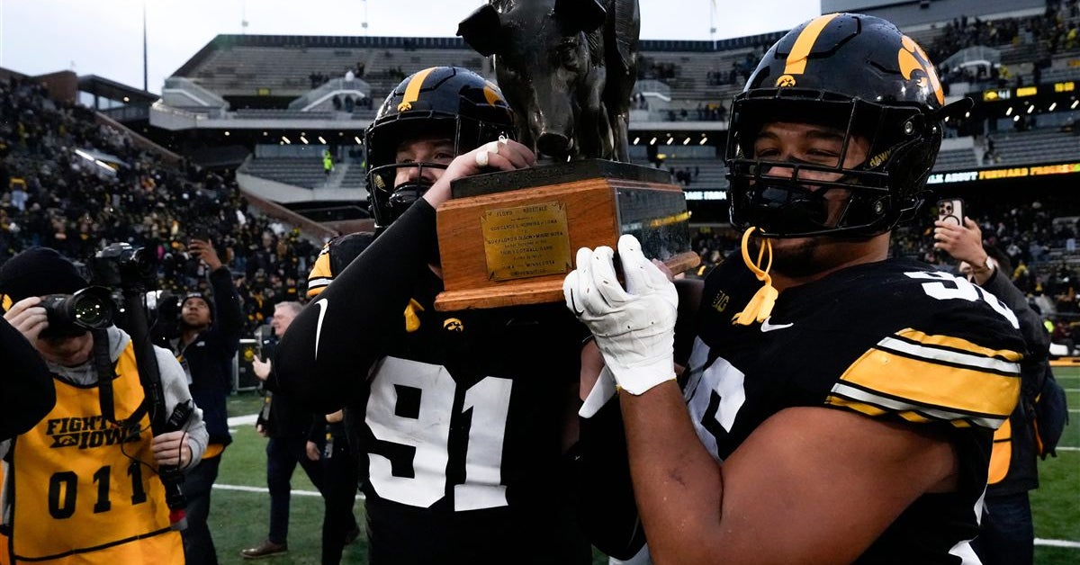 Iowa Football's Defensive Line Among Biggest Questions Entering Fall Camp