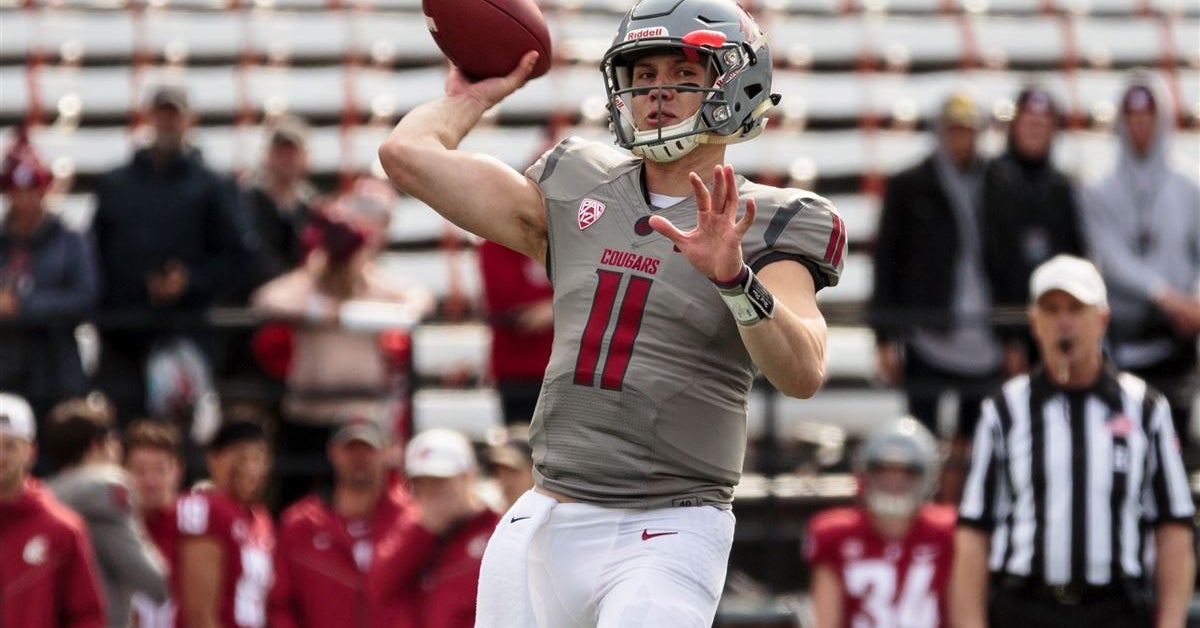 Washington State quarterback John Bledsoe enters transfer portal