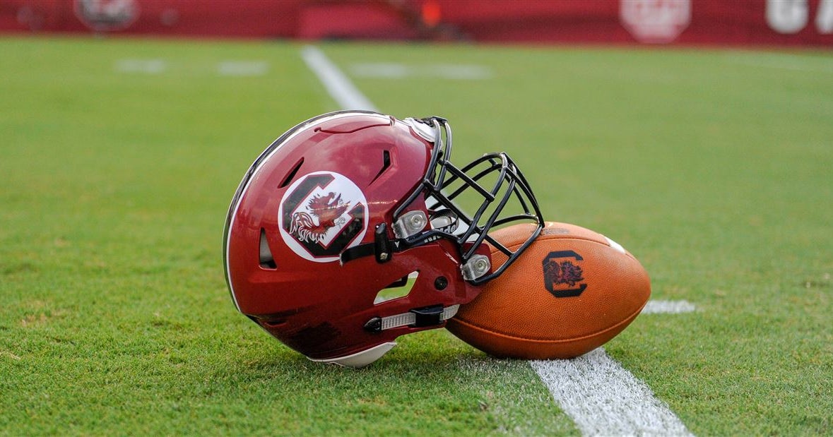South Carolina football coaches wish their loved ones a happy Valentine’s Day