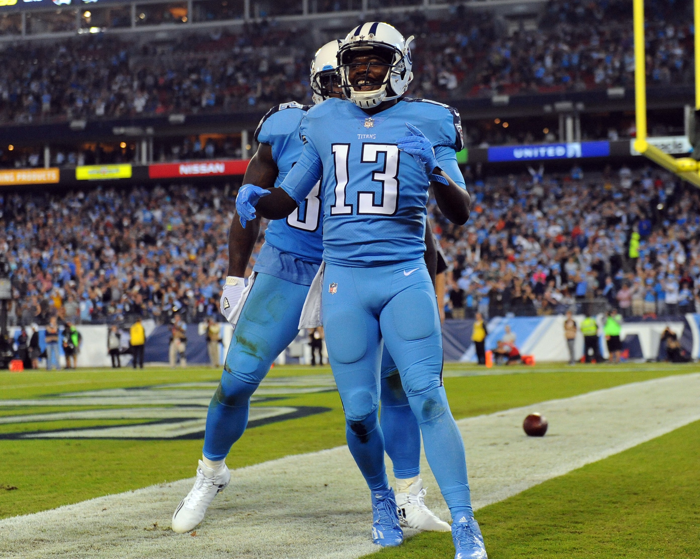 CLE-TEN grades: Titans WR Kendall Wright turns limited snaps into big  outing, NFL News, Rankings and Statistics