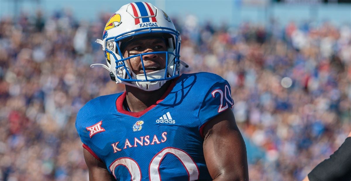 Daniel Hishaw Jr. rushes for a three-yard TD to extend Kansas' lead against  UCF