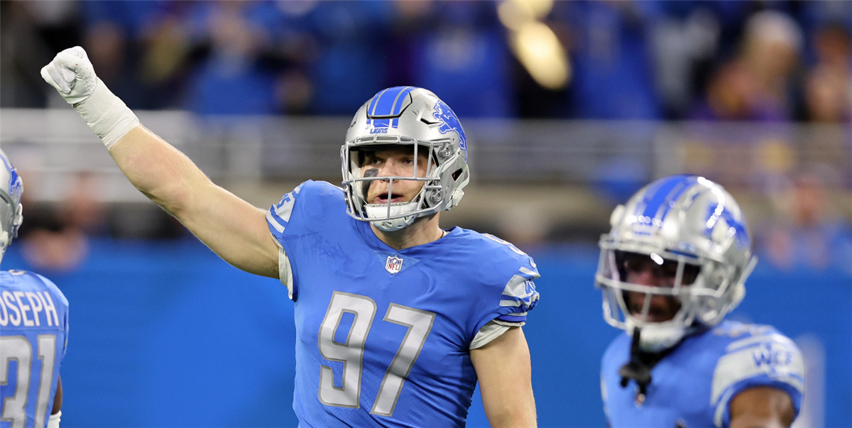 Lions' Aidan Hutchinson on rookie lessons, Dan Campbell, future