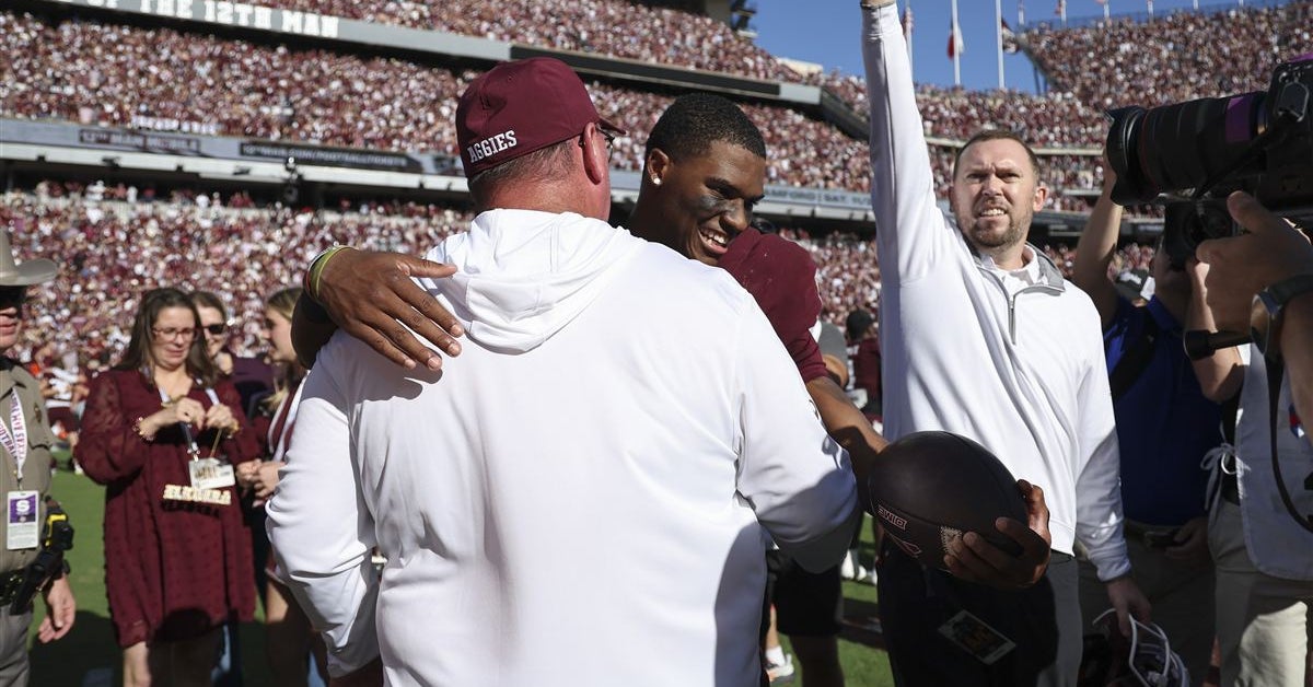 Texas A&M HC Mike Elko Has High Praise for QB Marcel Reed: 'I wish people would spend more time studying him'