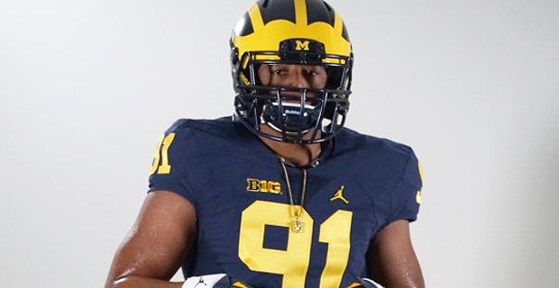Former Michigan edge defender Taylor Upshaw lines up visit with Buffaloes