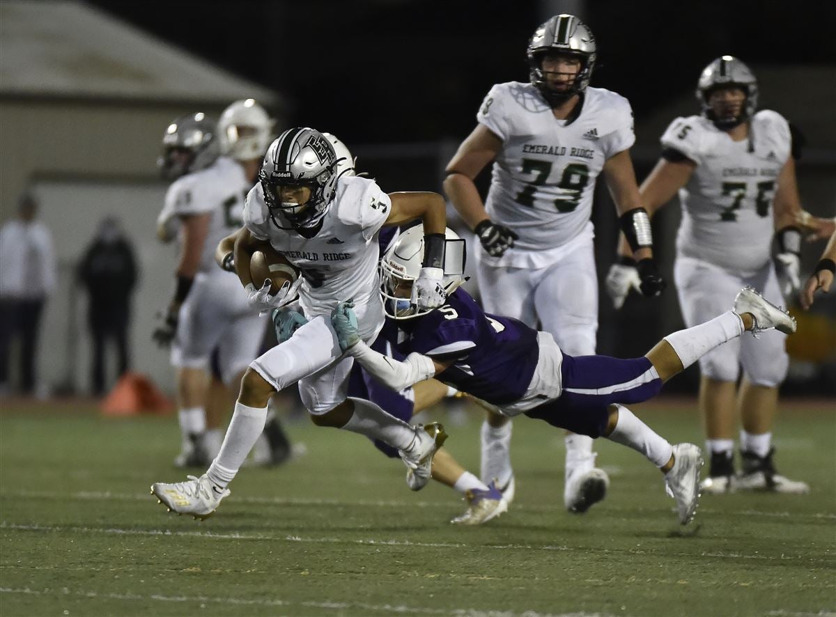 PHOTO GALLERY: Sumner Spartans Defeat Emerald Ridge Jaguars