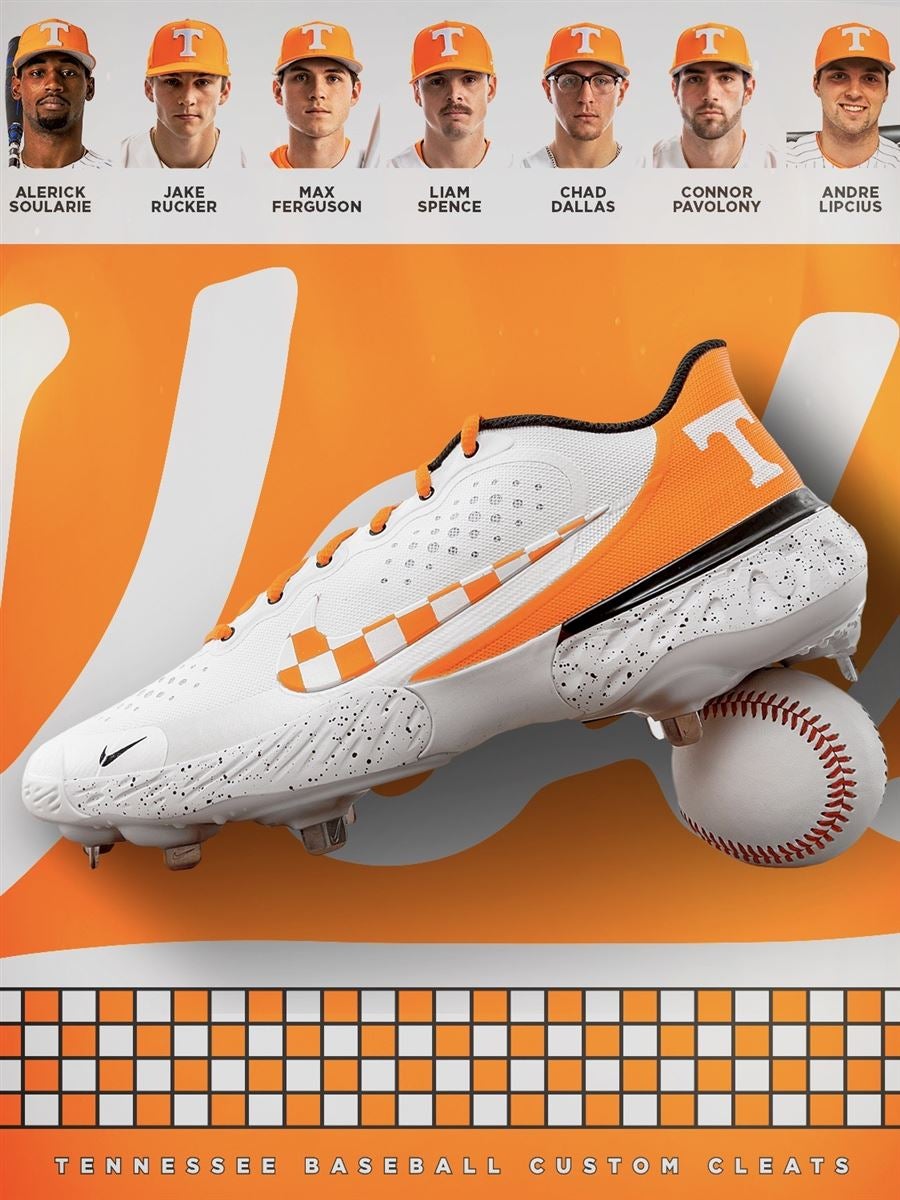 Orange nike clearance baseball cleats